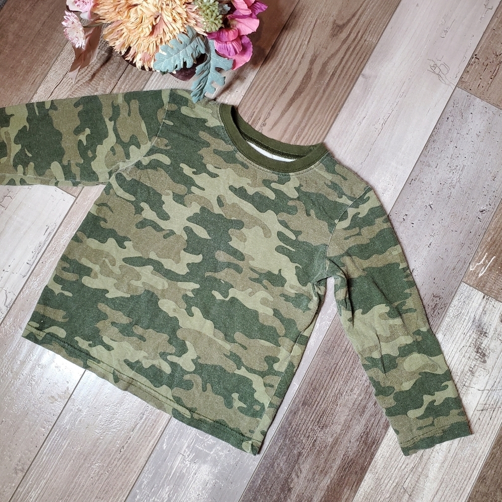 Garanimals 100% Cotton Green Camo Camouflage Size 5T Long Sleeve Tee T-Shirt